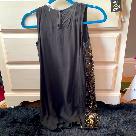 Girls Gold and Black Sequence Dress - Picture 2 of 2